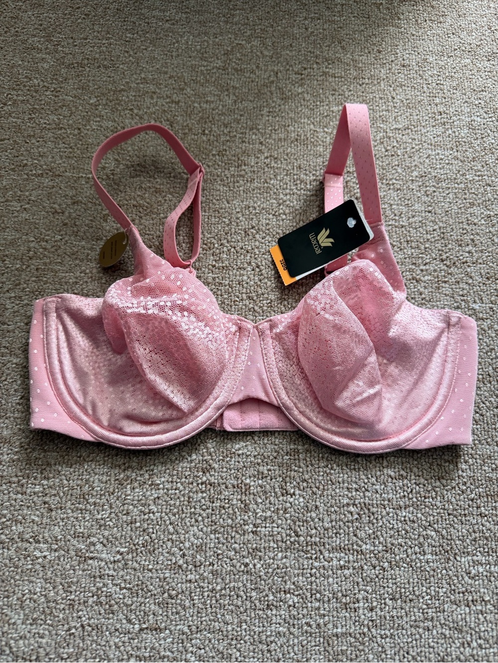 Wacoal Back Appeal® Underwire Bra in pink, 32 DD, NWT - Picture 2 of 3